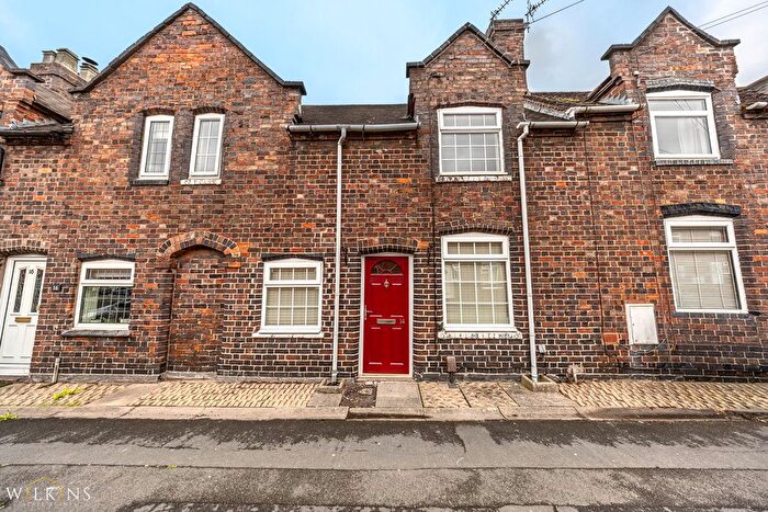 2 Bedroom Terraced House For Sale In New Street, Tamworth, Staffordshire, B77