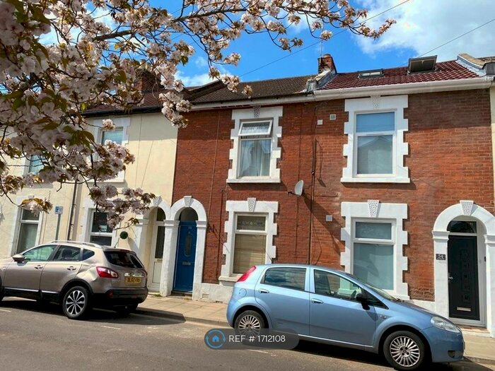 4 Bedroom Terraced House To Rent In Cleveland Road, Southsea, PO5