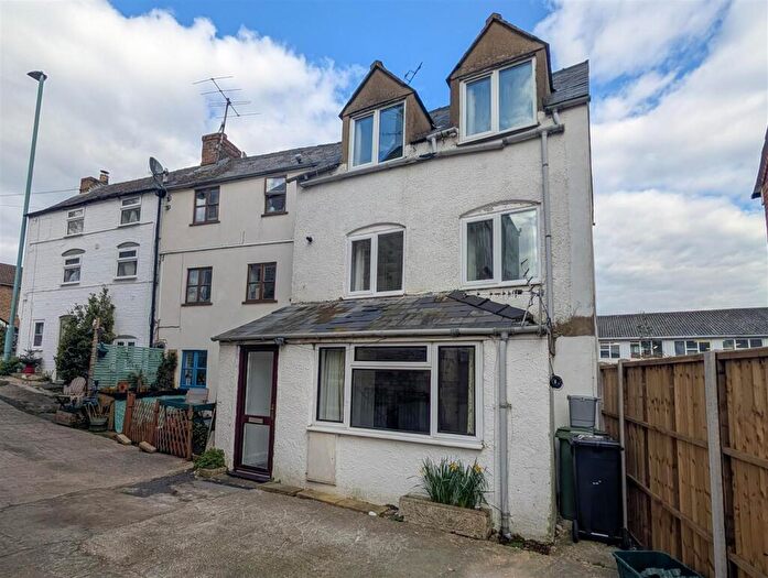 2 Bedroom End Of Terrace House To Rent In Westward Road, Ebley, Stroud, GL5