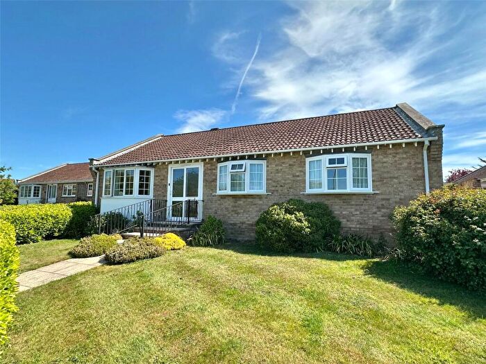 3 Bedroom Bungalow For Sale In The Orchard, Milford On Sea, Lymington, Hampshire, SO41