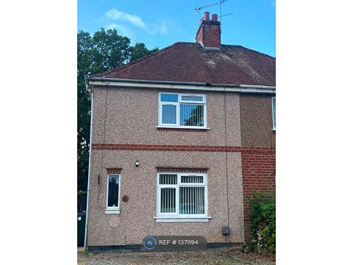 3 Bedroom Semi-Detached House To Rent In Charter Avenue, Coventry, CV4