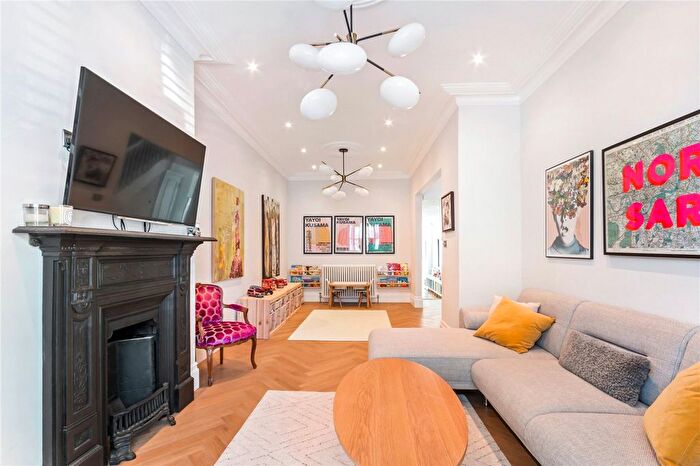 5 Bedroom Detached House To Rent In Noyna Road, London, SW17