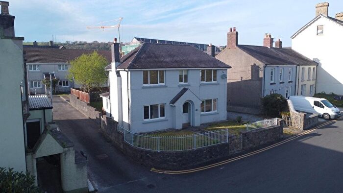 4 Bedroom Detached House For Sale In The Parade, Carmarthen, SA31