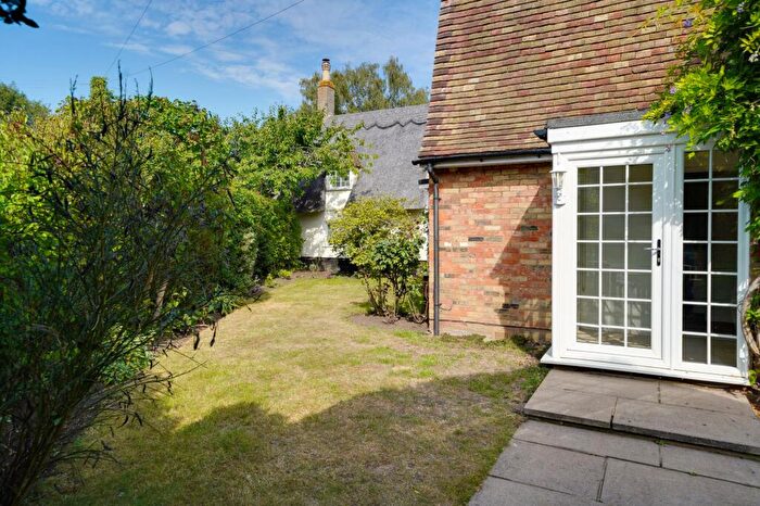 2 Bedroom Cottage To Rent In High Street, Hemingford Abbots, PE28