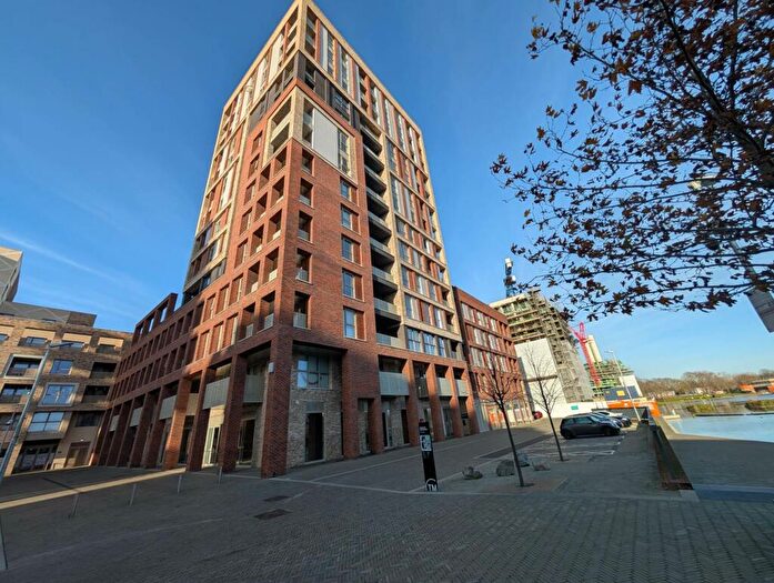 2 Bedroom Apartment To Rent In Nest Way, London, SE2