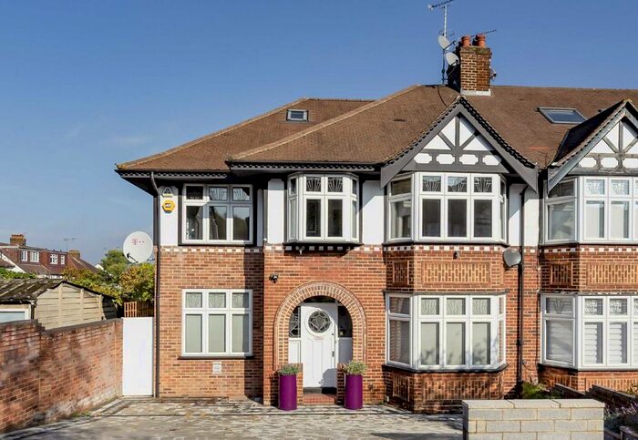 5 Bedroom Property To Rent In Sandall Road, London, W5