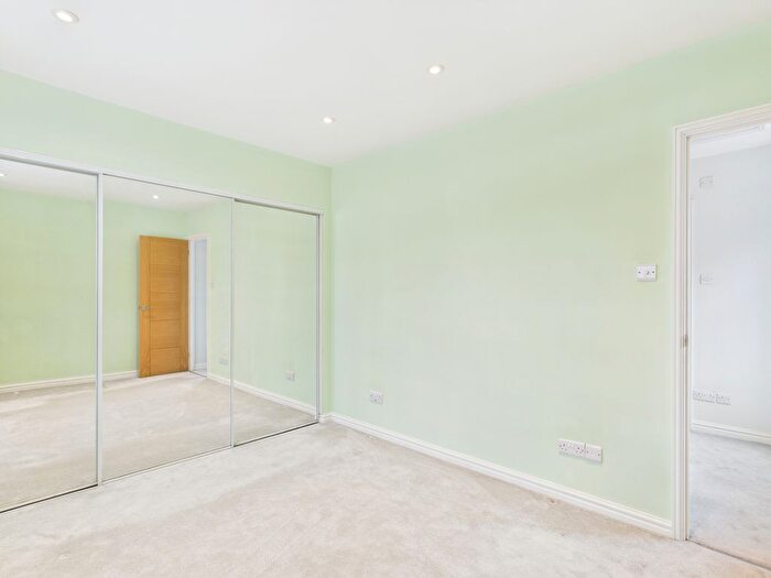 2 Bedroom Semi-Detached House For Sale In Primrose Copse, Horsham, RH12