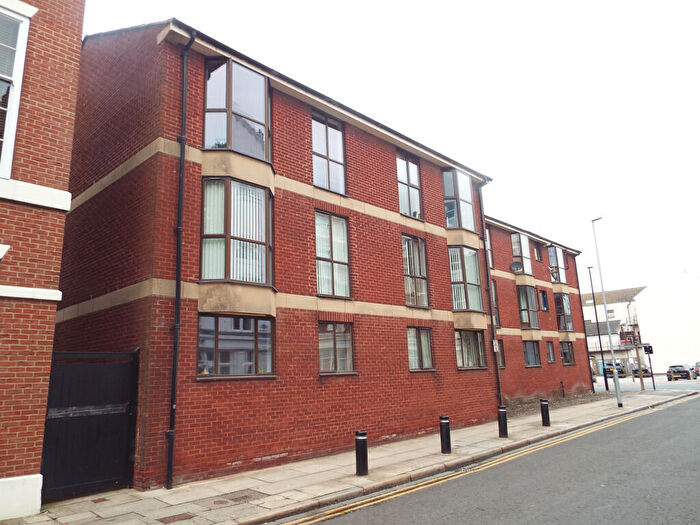 1 Bedroom Apartment To Rent In Nelson Court, Wellington Street, HU1