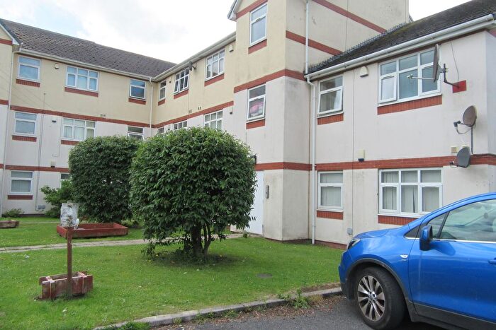 2 Bedroom Flat For Sale In Medbourne Court, Kirkby, L32
