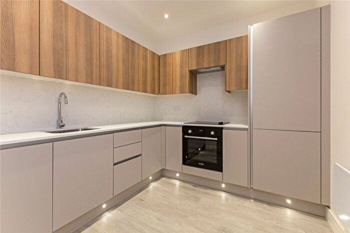 1 Bedroom Flat For Sale In Chapel Street, Marlow, Buckinghamshire, SL7