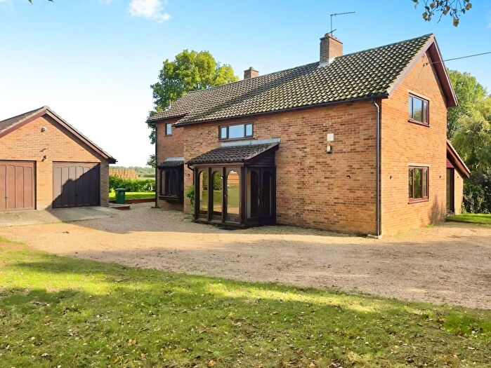 5 Bedroom Detached House For Sale In Mill Drift, Hockwold, Thetford, IP26