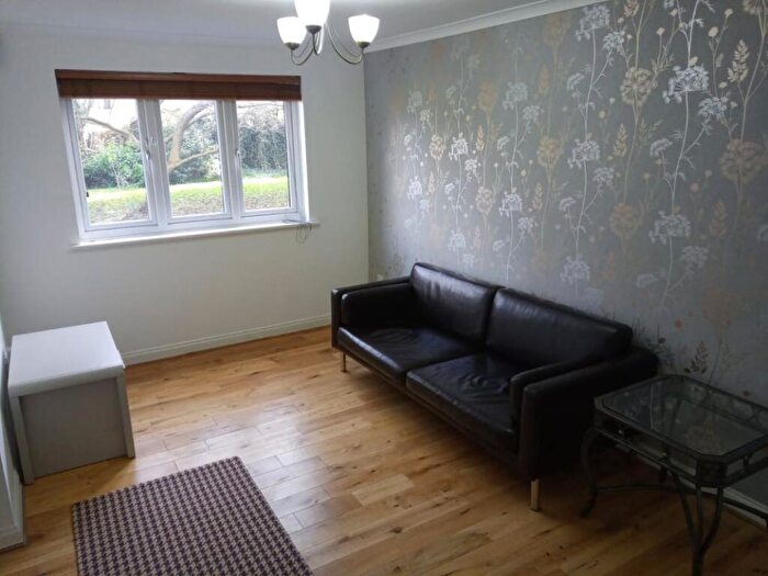 1 Bedroom Flat To Rent In Vignoles Road, Romford, RM7
