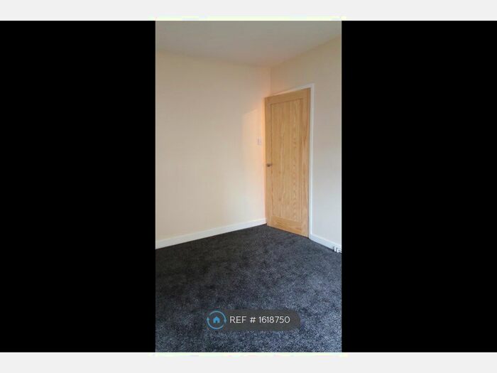 3 Bedroom Terraced House To Rent In New Road, Neath, SA10