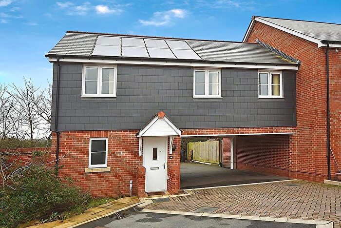 2 Bedroom Coach House To Rent In Lower Three Acres, Cranbrook, Exeter, EX5