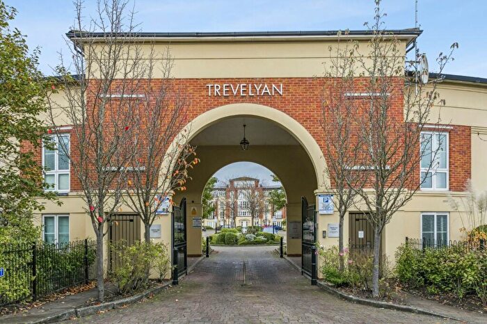 3 Bedroom Flat To Rent In Trevelyan Court, Windsor, Berkshire, SL4