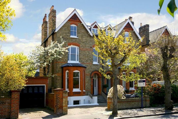 4 Bedroom Semi-Detached House To Rent In Lancaster Road, SW19