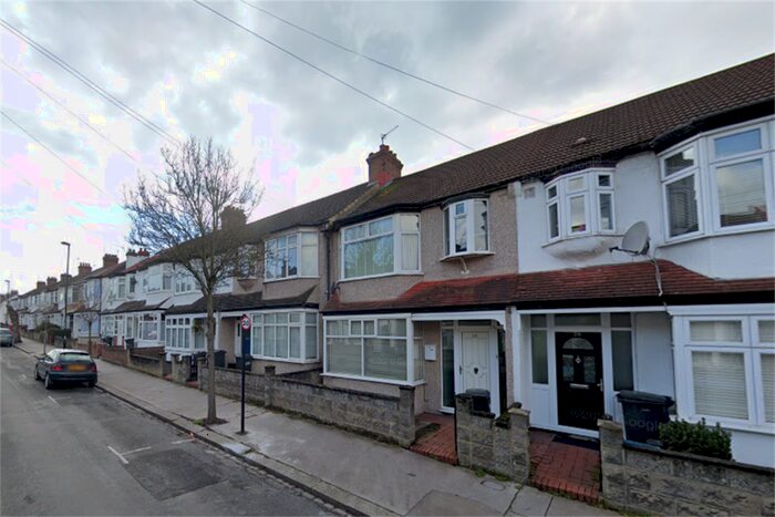 3 Bedroom Terraced House To Rent In Tunstall Road, Croydon, CR0