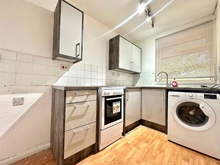 1 Bedroom Flat To Rent In Hopwas Grove, Birmingham, B37
