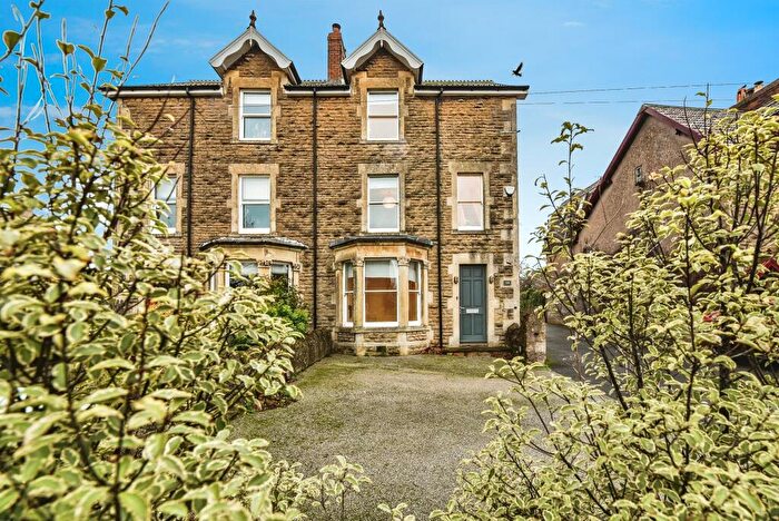 4 Bedroom Semi Detached House For Sale In The Butts, Frome, BA11