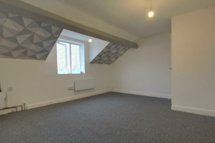2 Bedroom Flat To Rent In Wolverhampton Street, Dudley, DY1
