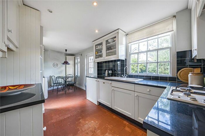 3 Bedroom Detached House For Sale In Presburg Road, New Malden, KT3