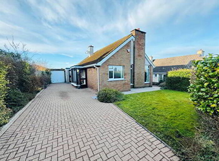 3 Bedroom Detached Bungalows For Sale In Rockport Park, L'Derry, BT47