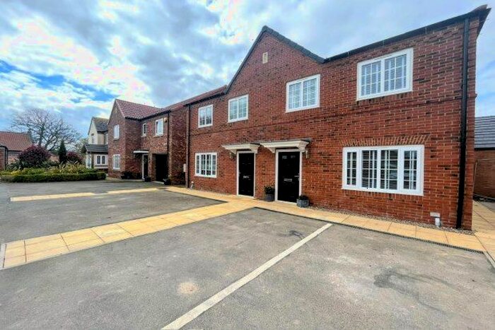 3 Bedroom Semi-Detached House To Rent In The Firs, Middlesbrough, TS9