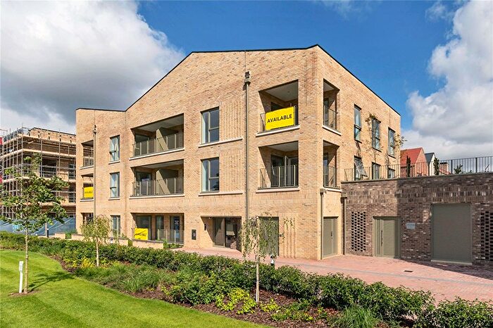 3 Bedroom Flat To Rent In Marleigh Avenue, Cambridge, Cambridgeshire, CB5