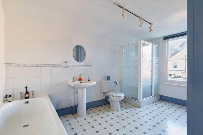 3 Bedroom Terraced House For Sale In Marshall Road, Cambridge, CB1