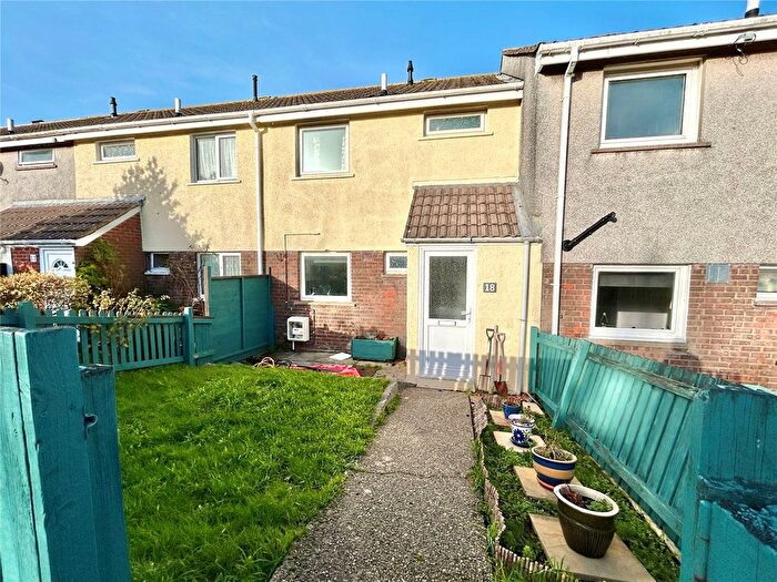 3 Bedroom Terraced House For Sale In Camuset Close, Hakin, Milford Haven, Pembrokeshire, SA73