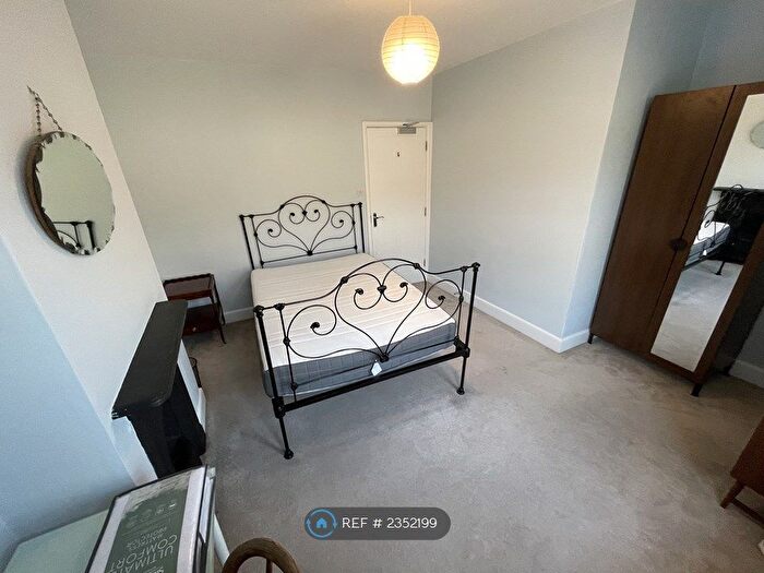 4 Bedroom Terraced House To Rent In Brook Road, Bath, BA2