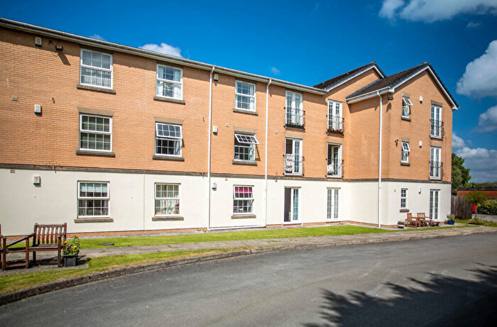 2 Bedroom Apartment For Sale In Dell Road, Shawclough, Rochdale, OL12