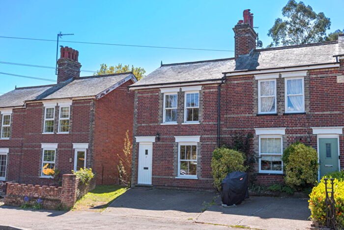 2 Bedroom Cottage For Sale In West Green Cottages, Brantham, CO11