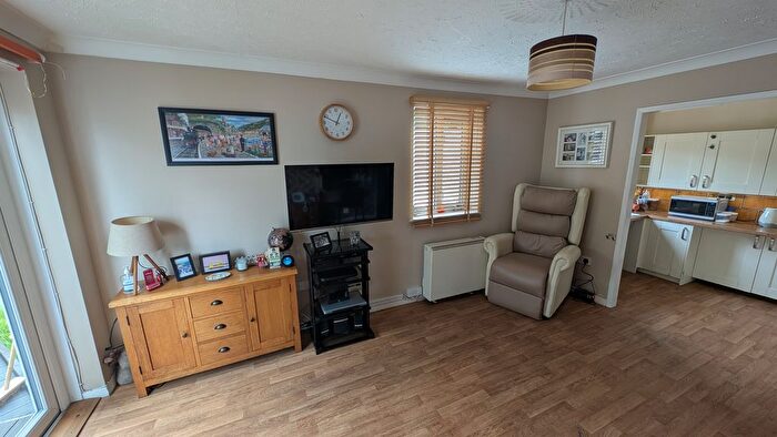 1 Bedroom Flat For Sale In Fair Oak Road, Eastleigh, SO50