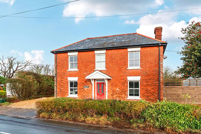 4 Bedroom Property For Sale In Bashley Cross Road, New Milton, BH25