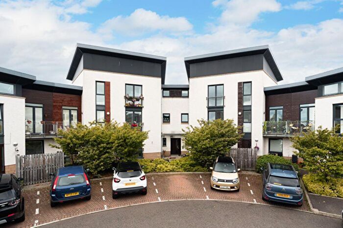 2 Bedroom Flat For Sale In / East Pilton Farm Wynd, Edinburgh, EH5