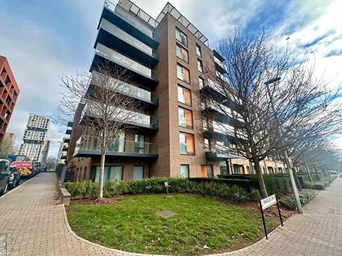 2 Bedroom Flat For Sale In Handley Drive, Kidbrooke, London, SE3