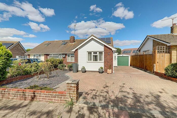 3 Bedroom Semi-Detached Bungalow For Sale In Twyford Road, Worthing, BN13