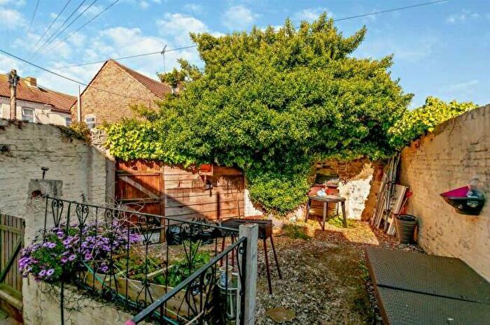 3 Bedroom Terraced House For Sale In Margate Road, Ramsgate, Kent, CT11