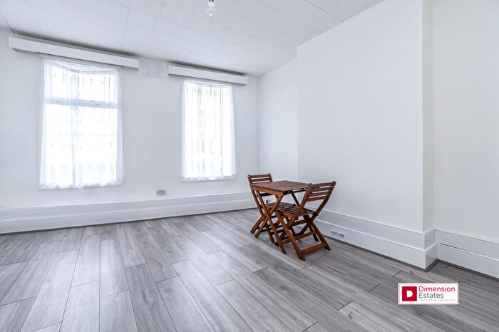 2 Bedroom Maisonette To Rent In Leytonstone Road, Stratford, London, E15