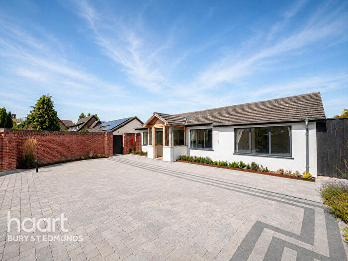 3 Bedroom Detached Bungalow To Rent In The Heath, Woolpit, IP30