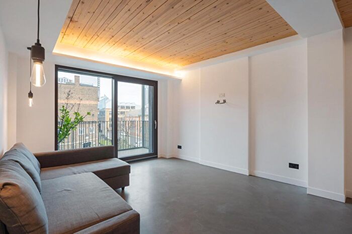 2 Bedroom Flat To Rent In Pitfield Street, London, N1