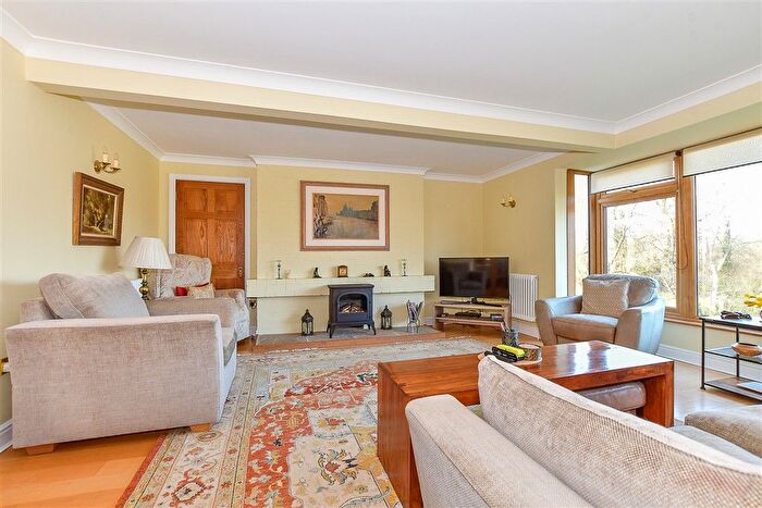 4 Bedroom Detached House For Sale In High Street, Hartfield, East Sussex, TN7