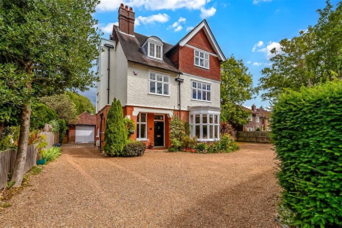 6 Bedroom Detached House For Sale In Holbrook Lane, Chislehurst, BR7
