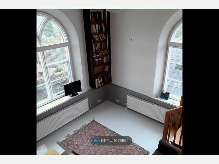 1 Bedroom Flat To Rent In The Old School, Totnes, TQ9