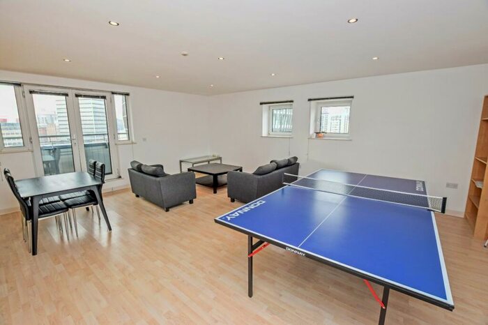 3 Bedroom Flat To Rent In The Linx, Simpson Street, Noma, Manchester, M4