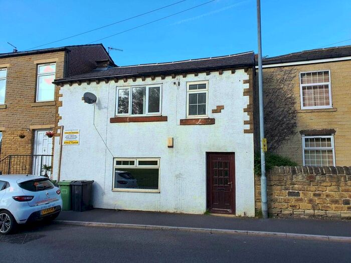 1 Bedroom Studio To Rent In Cross Bank Road, Batley, WF17
