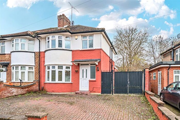 3 Bedroom Semi Detached House For Sale In Uxendon Hill, Wembley, HA9