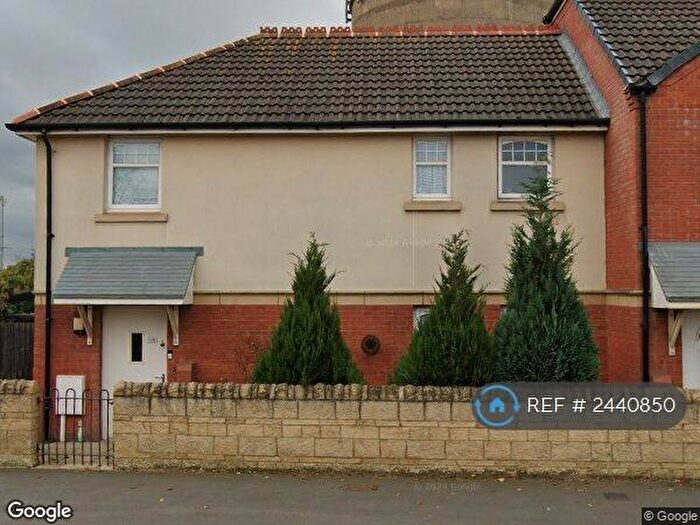 3 Bedroom End Of Terrace House To Rent In Boughton Green Road, Northampton, NN2