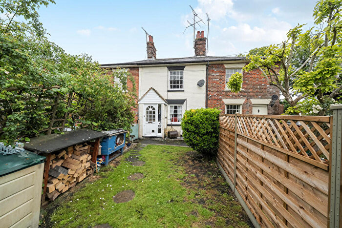 2 Bedroom Cottage For Sale In The Croft, Hungerford, RG17
